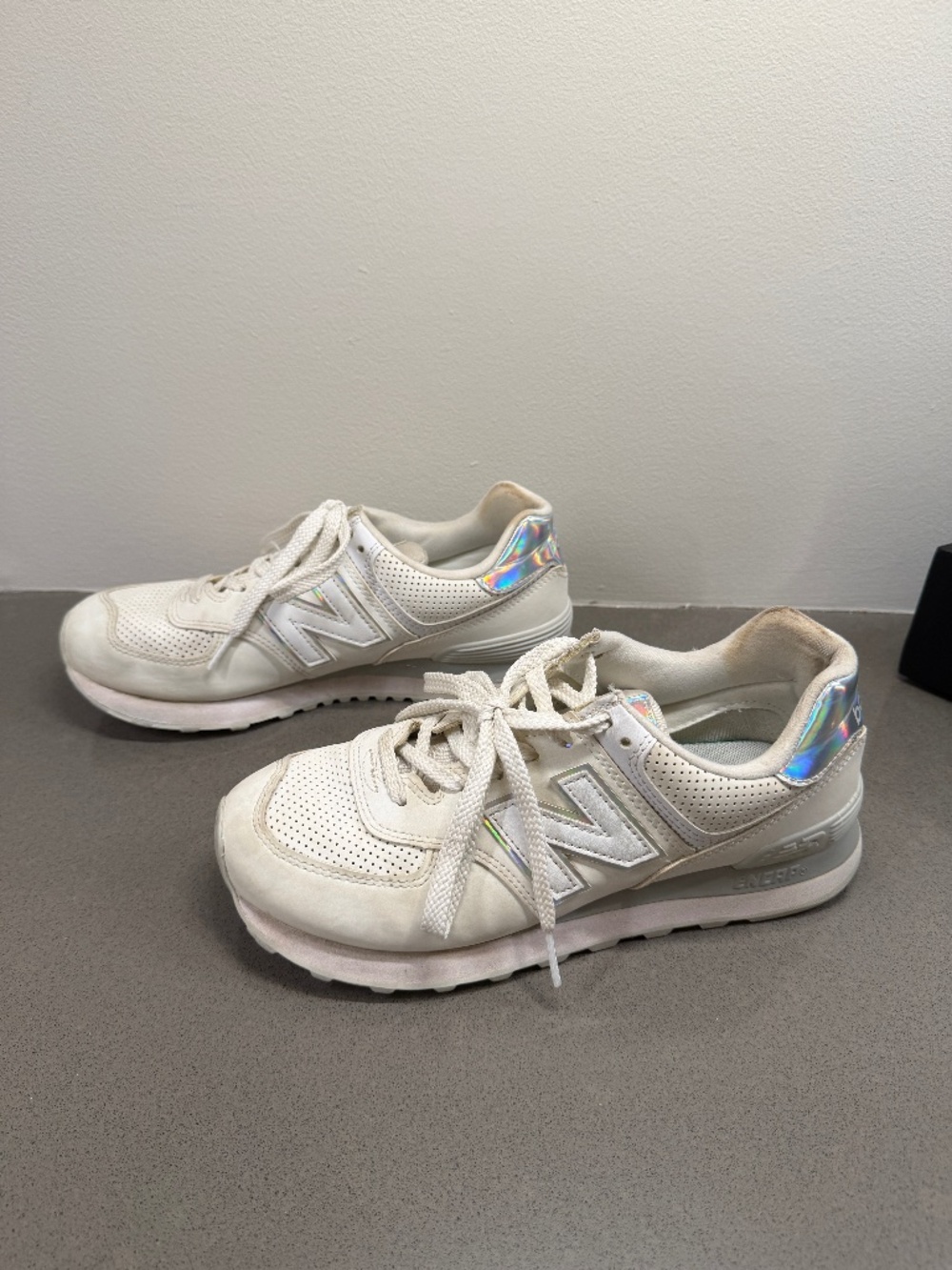 New Balance 574 Holographic White Running Shoe/Sneakers - Size 8.5